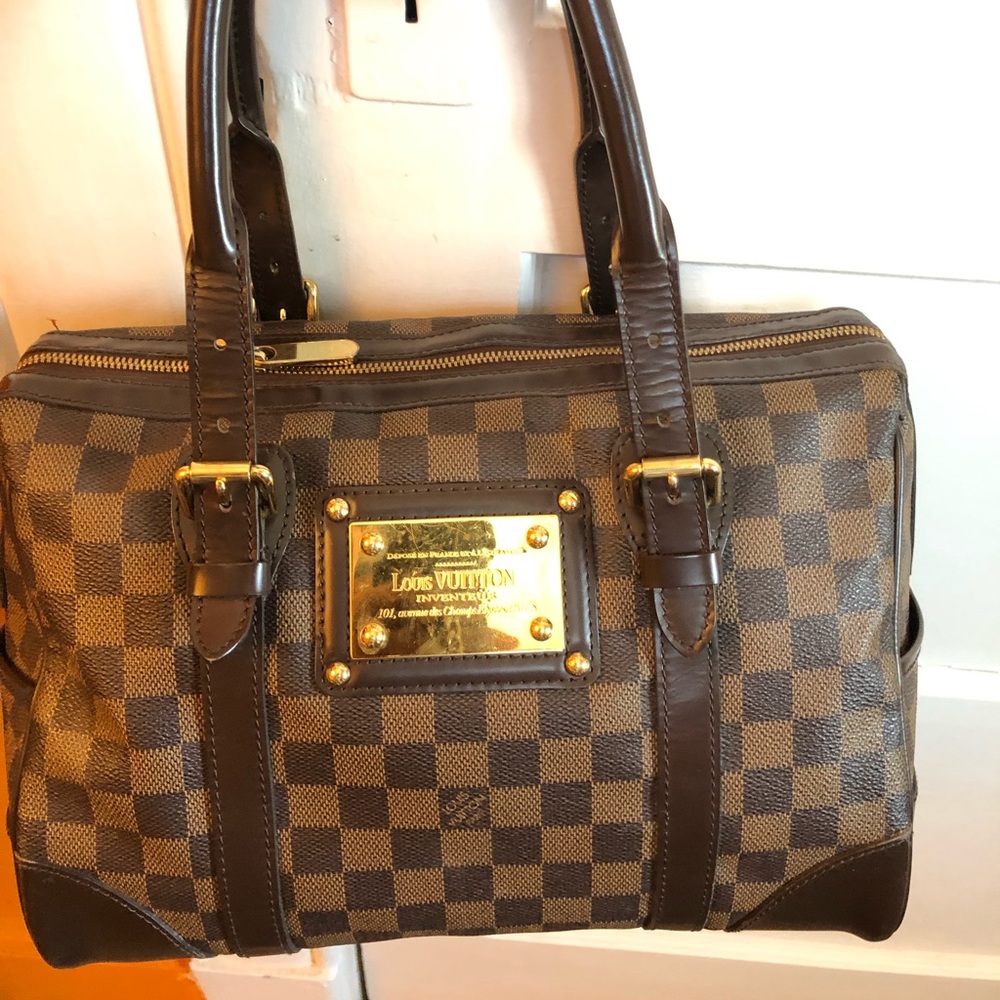 Not Available:Louis Vuitton Damier Berkeley